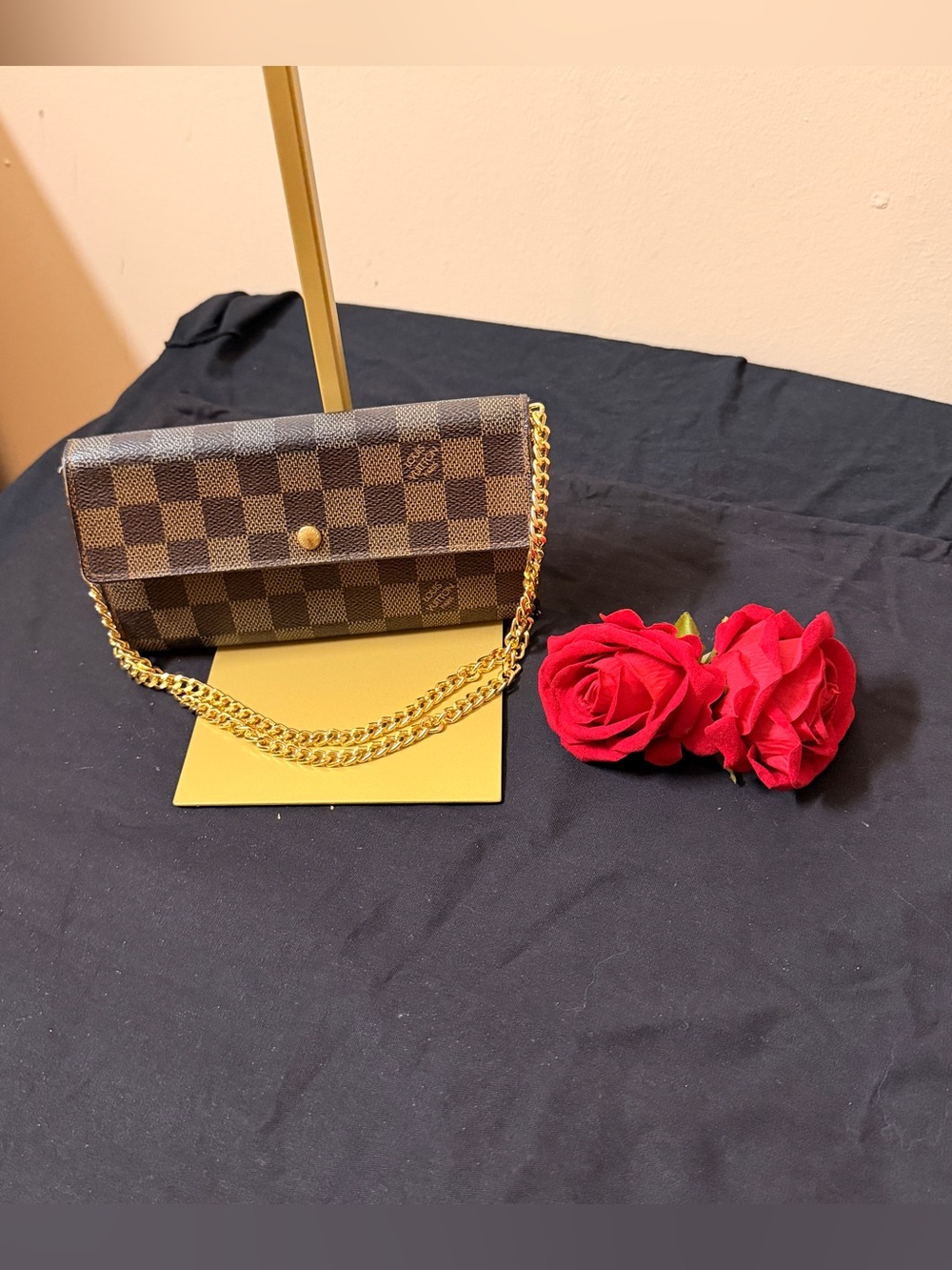 Louis Vuitton Damier Ebene Crossbody Wallet with unbranded Gold Chain .COA